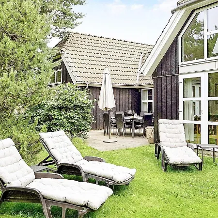 Holiday home 10 Person Holiday In Bl Vand Blavand