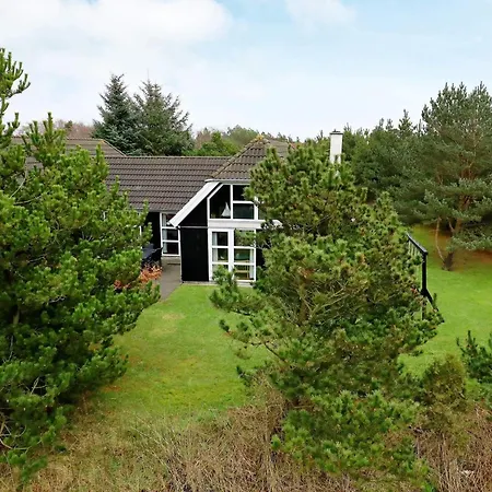 Holiday home 10 Person Holiday In Bl Vand Blavand